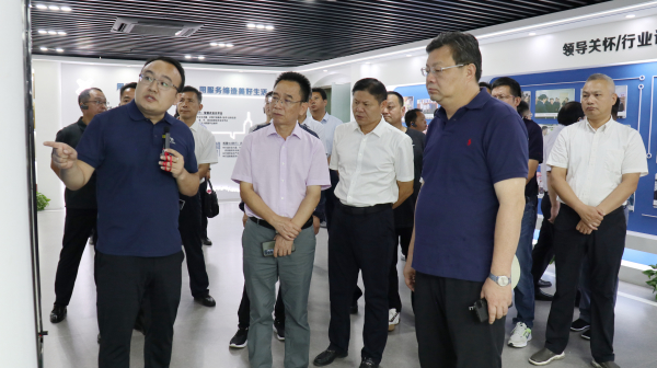 湖北省鄂州市委常委、副市長盧輝一行蒞臨猫咪官网APP考察調研