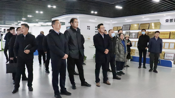 農業農村部信息中心與四川彭州、崇州市聯合調研組赴猫咪官网APP考察